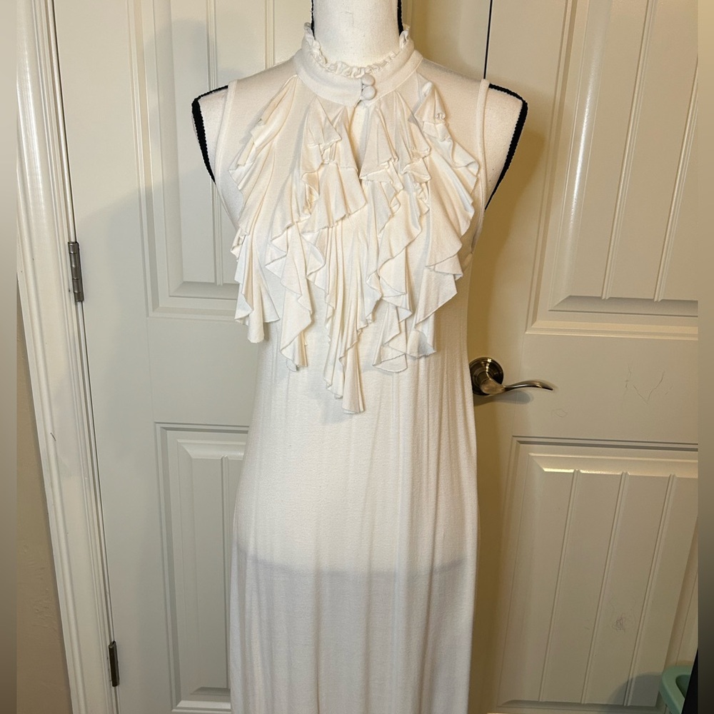 Stylish Sleeveless White Ruffle Dress